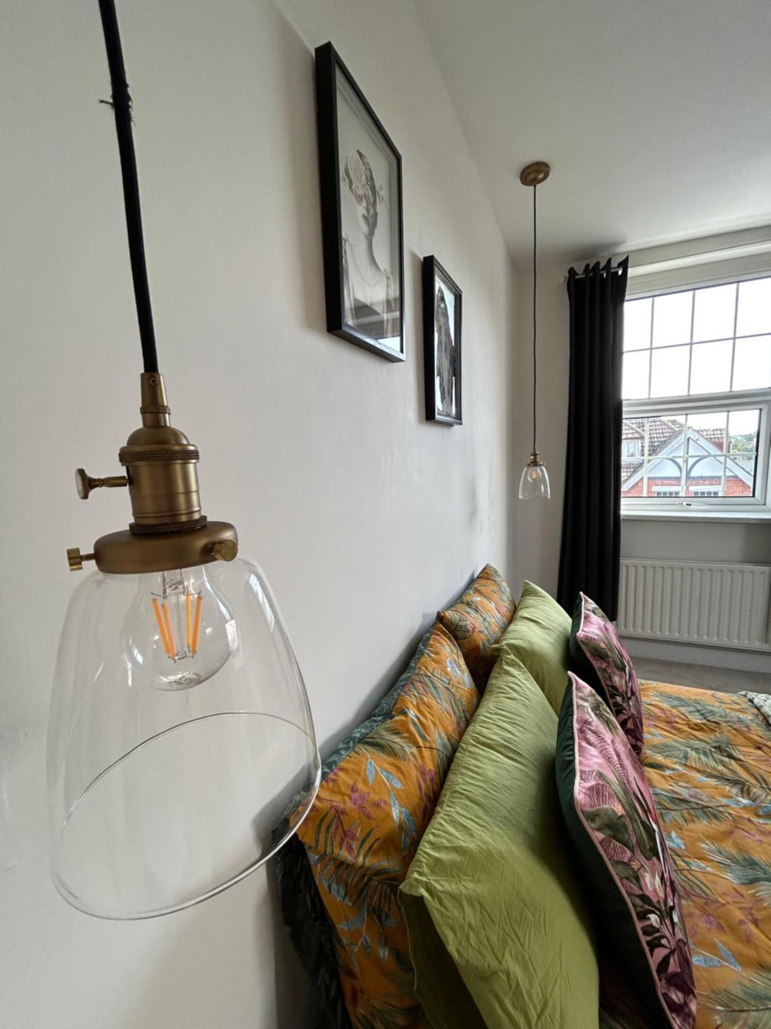 Seaside Rentals Bournemouth - 2Br, Upto 6Ppl, Beach 3 Min Walk, Dogs Ok, Wifi, Park 2 Cars Ngoại thất bức ảnh