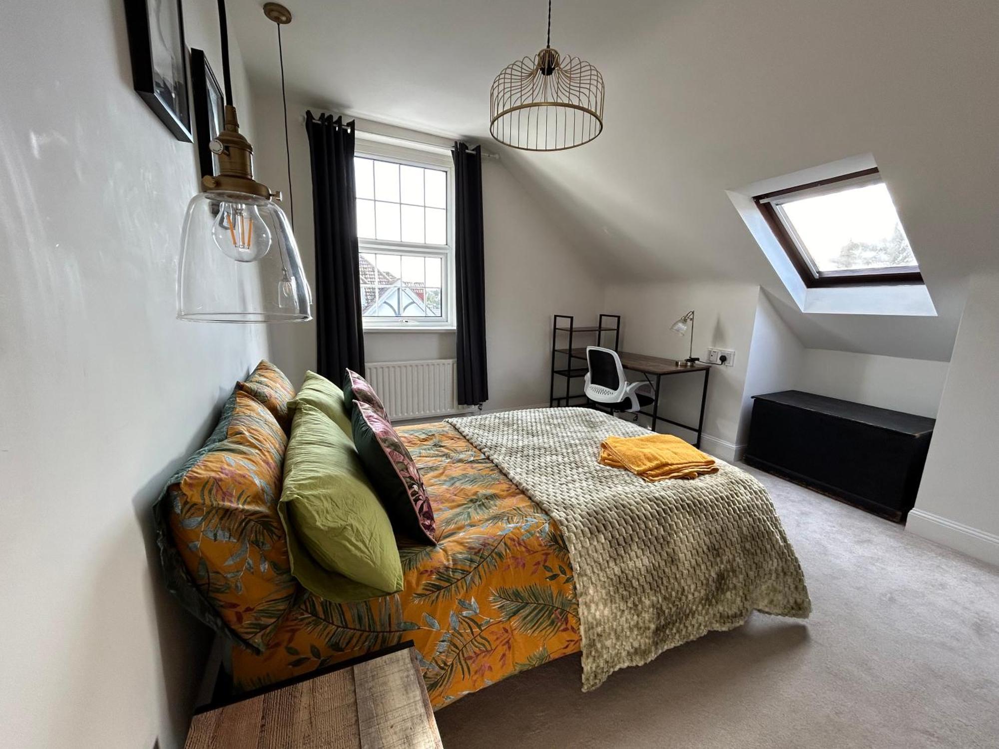 Seaside Rentals Bournemouth - 2Br, Upto 6Ppl, Beach 3 Min Walk, Dogs Ok, Wifi, Park 2 Cars Ngoại thất bức ảnh